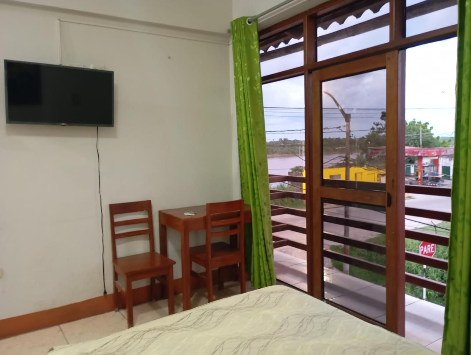 Hostal El Puerto Yurimaguas Exterior photo
