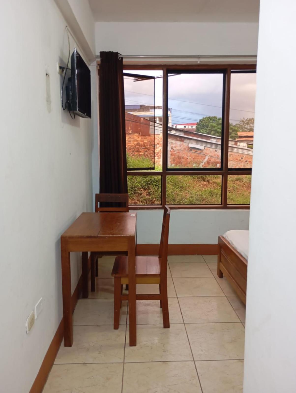 Hostal El Puerto Yurimaguas Exterior photo
